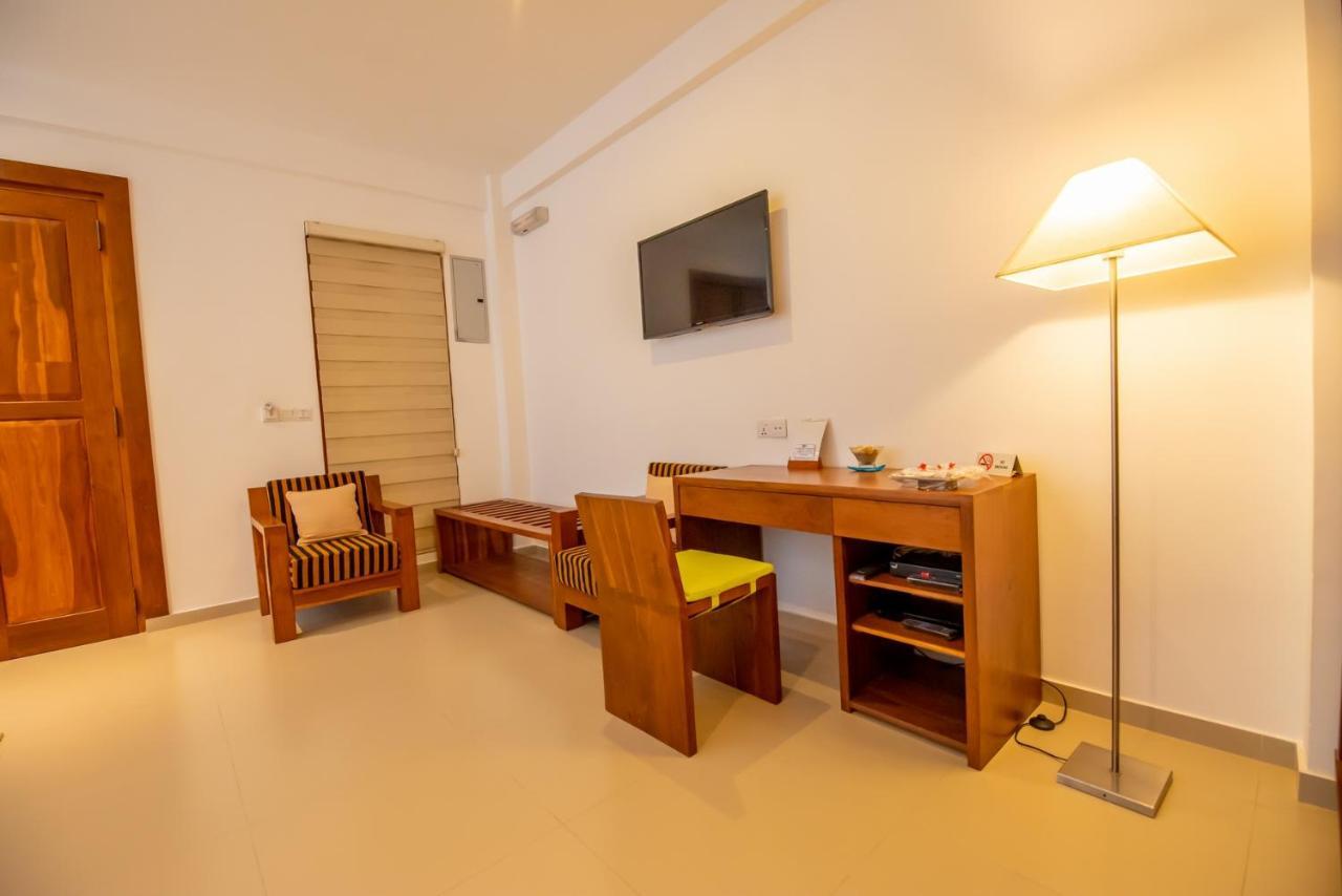 The Residence ฮิกคาดูวา ภายนอก รูปภาพ