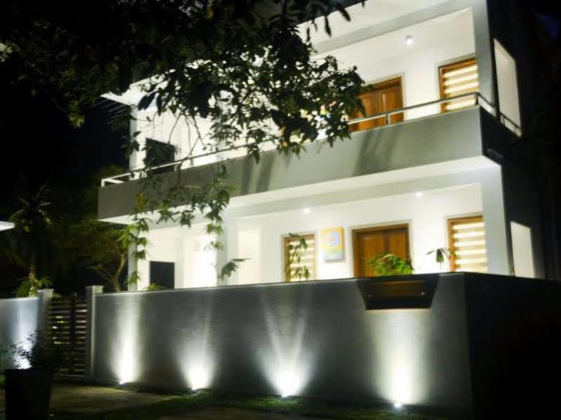 The Residence ฮิกคาดูวา ภายนอก รูปภาพ